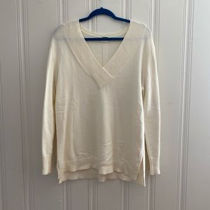Anthropologie Vneck Sweater